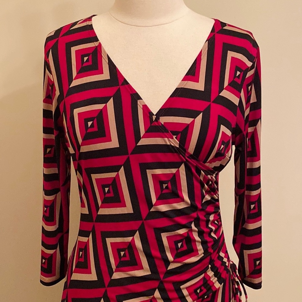 9 & Co Maroon Tan Geometric 10 Faux Wrap Retro Modern Career Chic Indie Dress - Picture 2 of 10